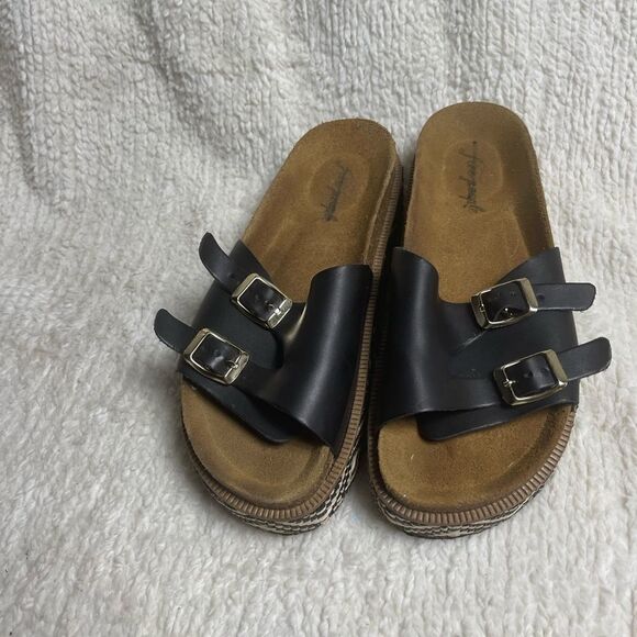 Free People Shoes - Free People Caravelle Cork Footbed Leather black straps Sandals EUR SZ41